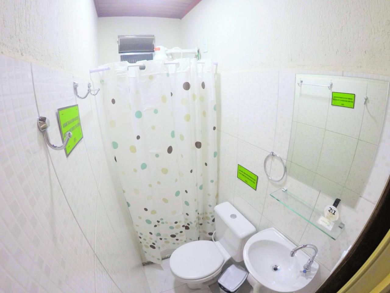 Hostel Da Milla Presidente Figueiredo Esterno foto